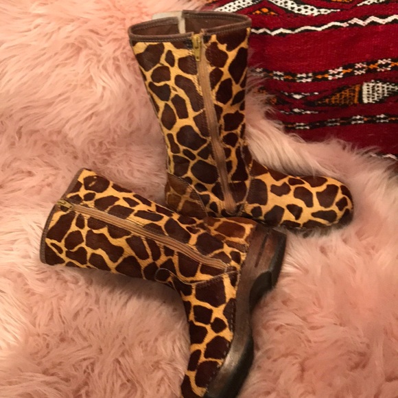 Hanna Andersson EU 33/ US 1.5 ponyhair clog boot - Picture 6 of 8